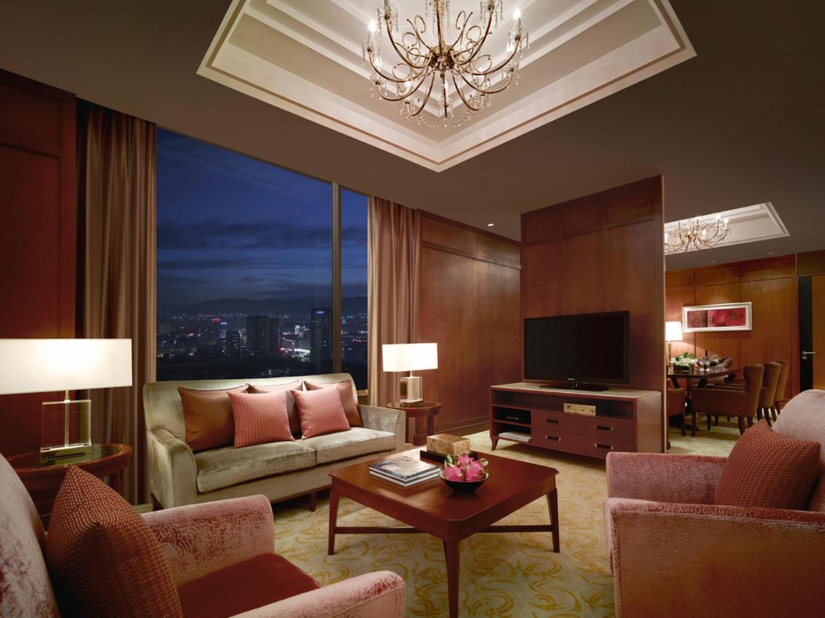 Shangri-La Huhhot Room photo